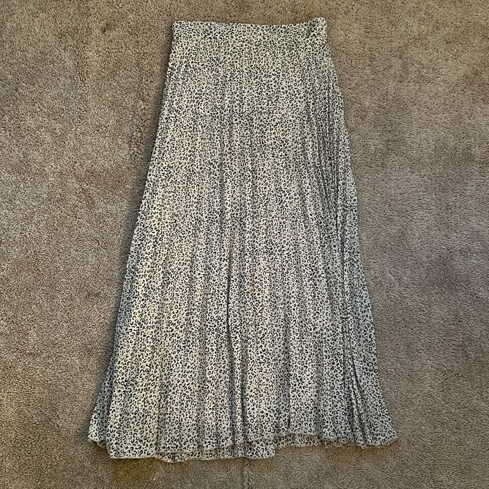Pleated Maxi Skirt - Cheetah Print - XS